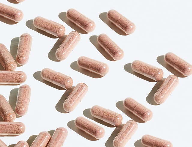 AN EXPERT FORMULA BASED ON ANTI-HAIR LOSS RESEARCH