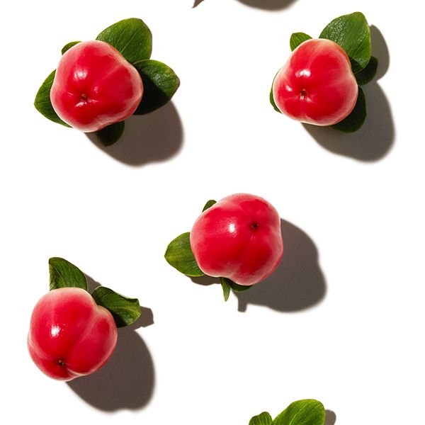 4 ACTIVE INGREDIENTS OF NATURAL ORIGIN :